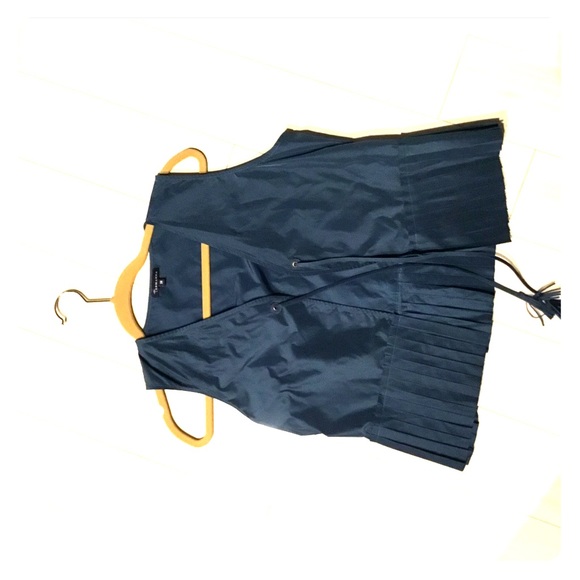 Vest - Picture 1 of 1